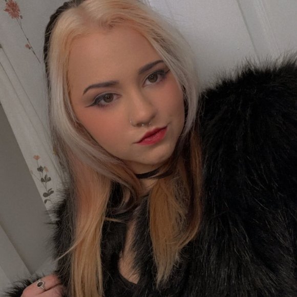 Meet the Posher Other - Meet your Posher, Alex